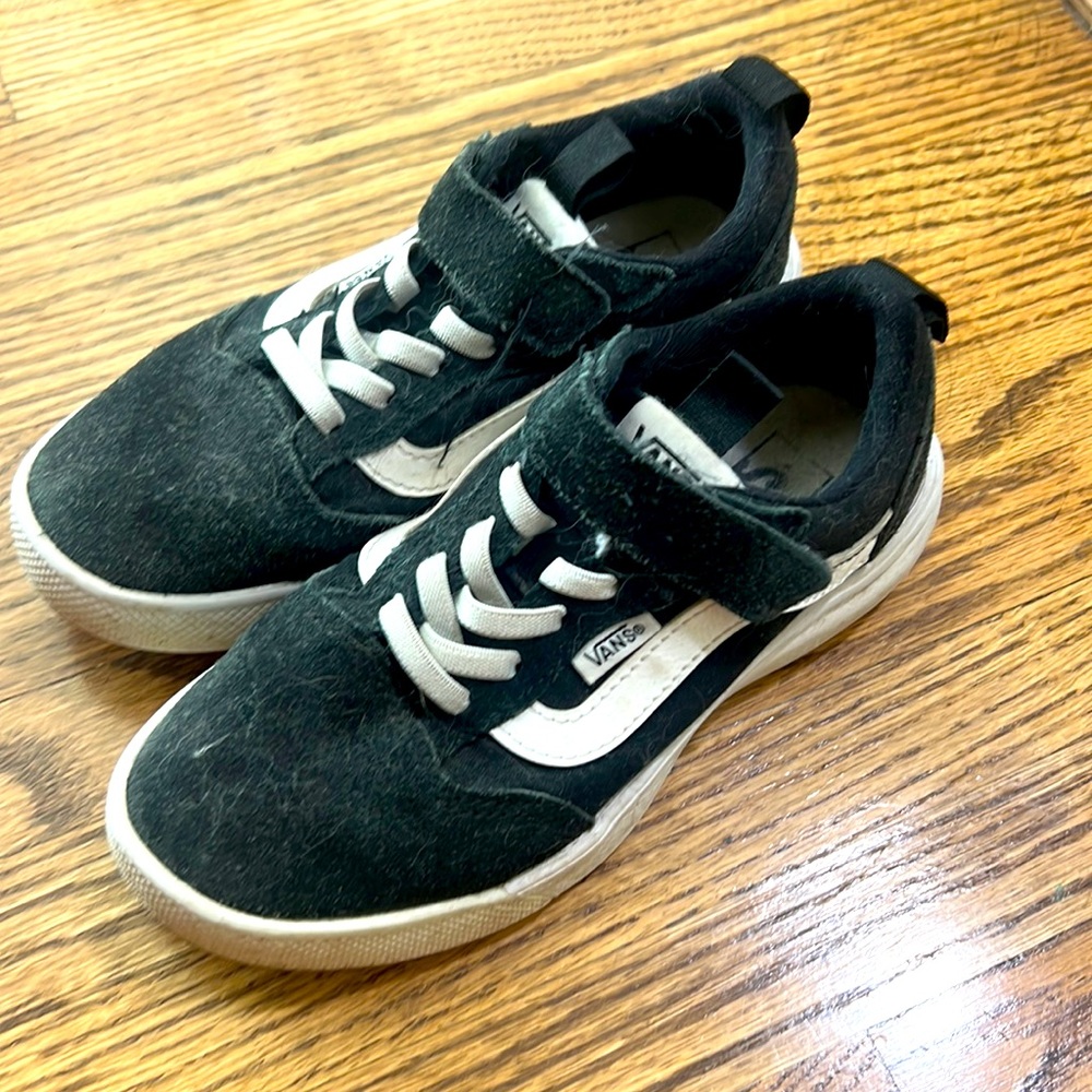 Vans - kids sneakers - size 1